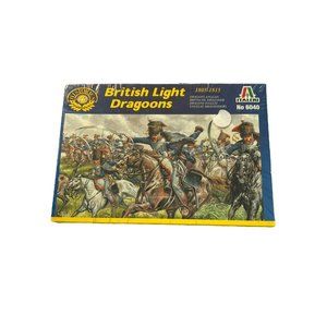 Vintage Italeri 6040 Historics 1:72 British Light Dragoons 12 Unpainted Figures